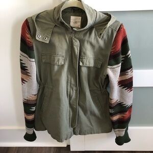 Thread & Supply Olive Aztec Hooded Utility Jacket With Sweater Sleeves Small